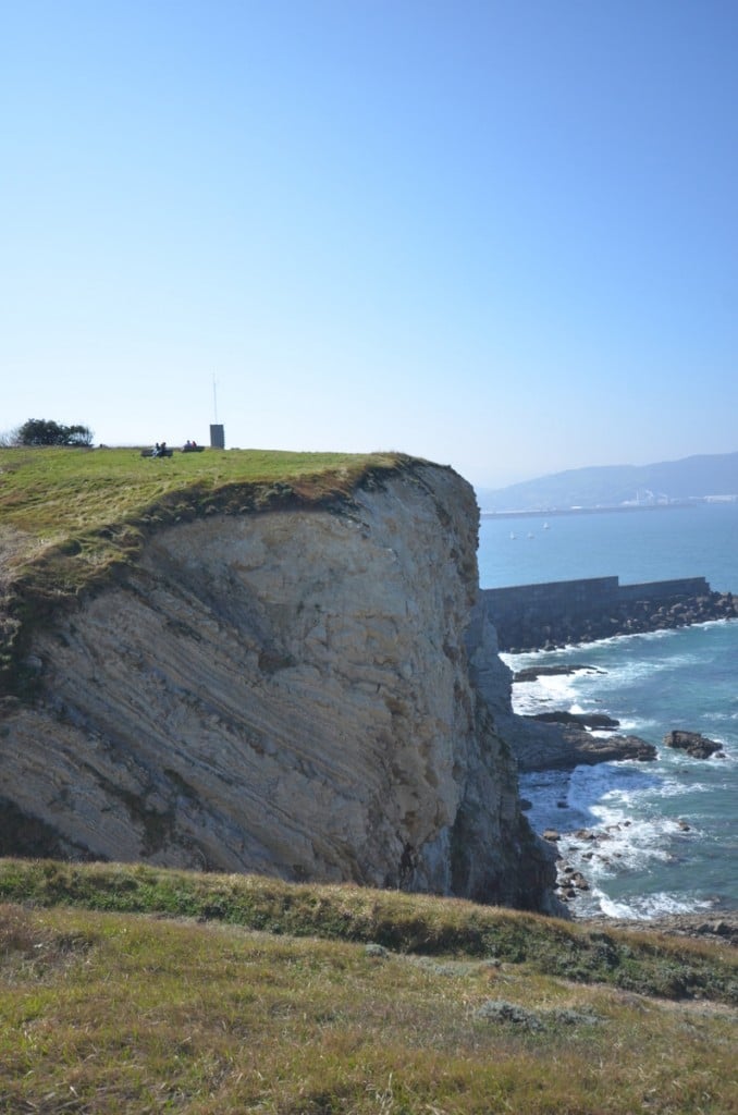 ocean-pays-basque-vue-baie-falaise